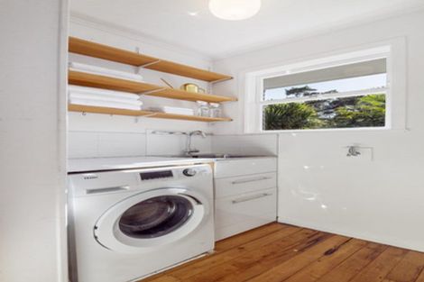 Photo of property in 7 Brussells Place, Birkenhead, Auckland, 0626