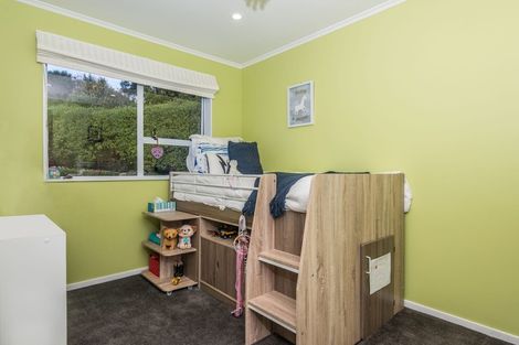 Photo of property in 6 Trinidad Crescent, Grenada Village, Wellington, 6037