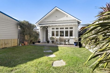 Photo of property in 99a Freyberg Street, Lyall Bay, Wellington, 6022