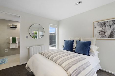 Photo of property in 35 Waiwetu Street, Fendalton, Christchurch, 8052