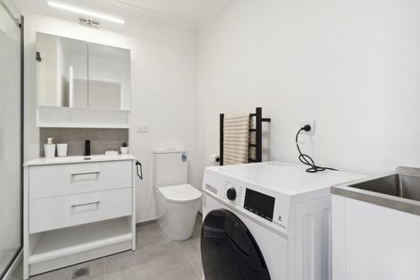 Photo of property in 102 Te Tihi Street, Wiri, 2104