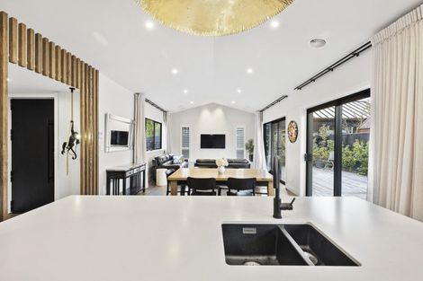 Photo of property in 41a Te Awe Awe Street, Hokowhitu, Palmerston North, 4410