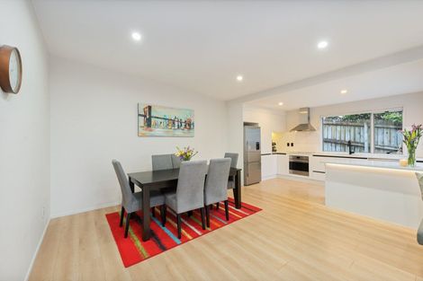 Photo of property in 9 Cityview Place, Massey, Auckland, 0614