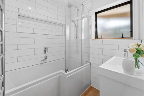 Photo of property in 3/26 Inverness Road, Browns Bay, Auckland, 0630