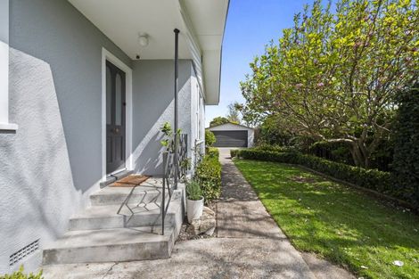 Photo of property in 42 Park Road, West End, Palmerston North, 4412