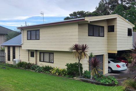 Photo of property in 2/86 Lake Road, Northcote, Auckland, 0627