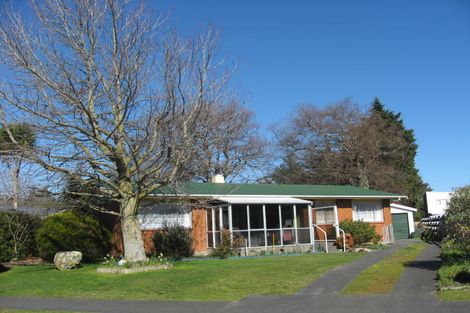 Photo of property in 18 Hornsby Street, Carterton, 5713