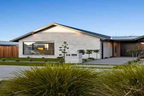 Photo of property in 14 Hugo Shaw Drive, Cambridge, 3434