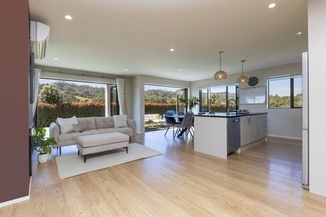 Photo of property in 30 Robert Might Road, Huapai, Kumeu, 0810