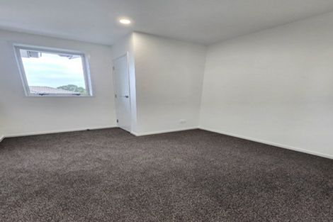 Photo of property in 16 Reiman Street, New Lynn, Auckland, 0600