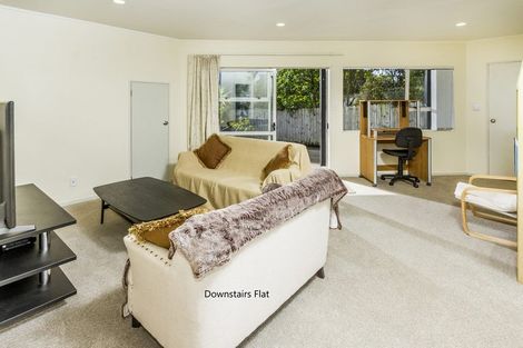 Photo of property in 37a Penzance Road, Mairangi Bay, Auckland, 0630