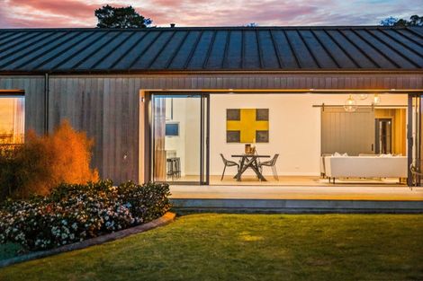 Photo of property in 15 Myra Evelyn Grove, Dairy Flat, Albany, 0792