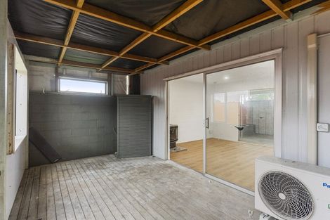 Photo of property in 32 Idlewild Avenue, Mangere, Auckland, 2022