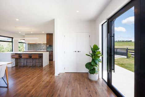 Photo of property in 4 Castlebridge Lane, Aokautere, Palmerston North, 4471