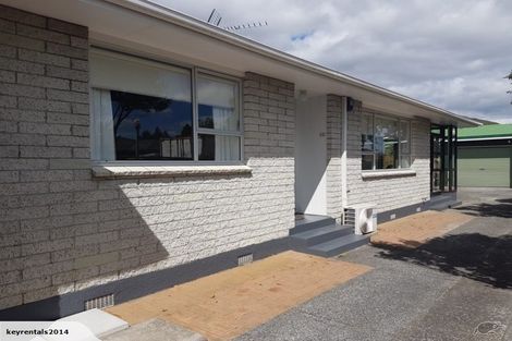 Photo of property in 8b Porutu Street, Fairfield, Lower Hutt, 5011