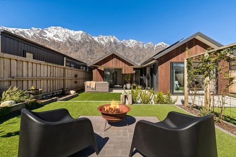 Photo of property in 78 Howden Drive, Jacks Point, 9371