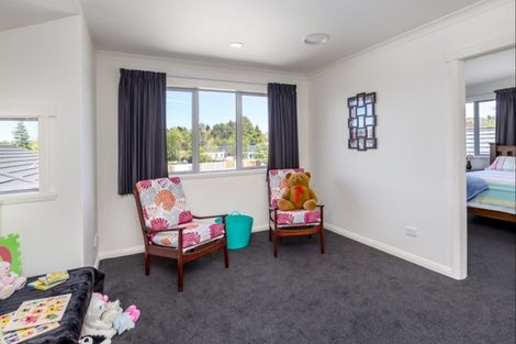 Photo of property in 81 Reading Street, Greytown, 5712