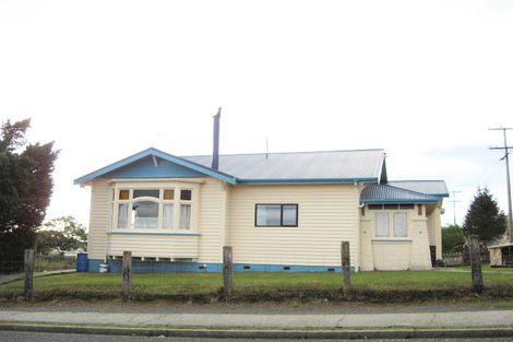 Photo of property in 31 Branksea Street, Kaitangata, 9210