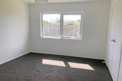 Photo of property in 1/18 Tironui Station Road East, Papakura, 2112
