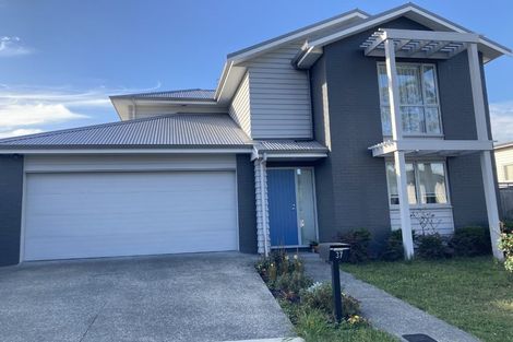 Photo of property in 37 Mettam Drive, Swanson, Auckland, 0614