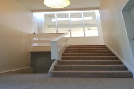 Photo of property in 20 Quigley Street, Newlands, Wellington, 6037