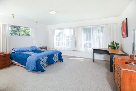 Photo of property in 25 Oakfield Crescent, Pukete, Hamilton, 3200