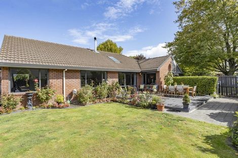 Photo of property in 17 Windsor Court, Rangiora, 7400