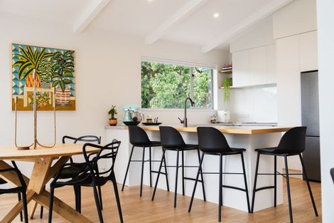 Photo of property in 60 Marion Street, Macandrew Bay, Dunedin, 9014