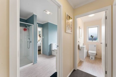 Photo of property in 23 Bowen Street, Woodville, 4920