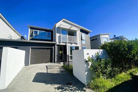 Photo of property in 39 Sanremo Lane, Stanmore Bay, Whangaparaoa, 0932