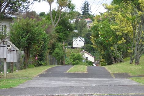 Photo of property in 1/87 Stanley Road, Glenfield, Auckland, 0629