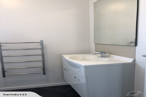 Photo of property in 1 Chiefs Court, Hamilton East, Hamilton, 3216