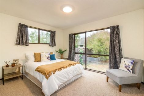 Photo of property in 12 Ludlow Place, Parklands, Christchurch, 8083