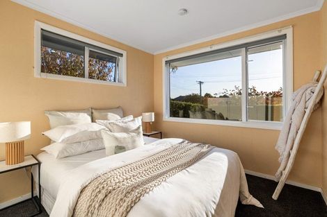 Photo of property in 6 Dymock Place, Bishopdale, Christchurch, 8053