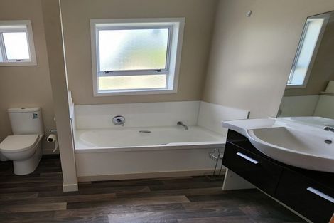 Photo of property in 28 King Street, Waiuku, 2123