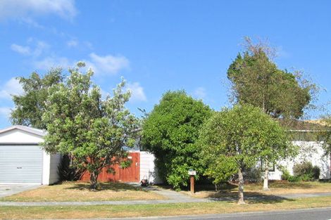 Photo of property in 15 Turon Crescent, Totara Park, Upper Hutt, 5018