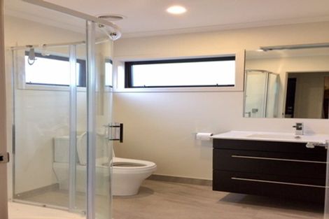 Photo of property in 59a Queen Street, Riverhead, 0820