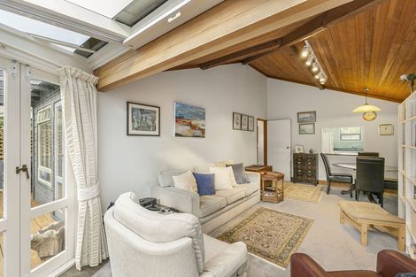 Photo of property in 9 Waikowhai Street, Ngaio, Wellington, 6035