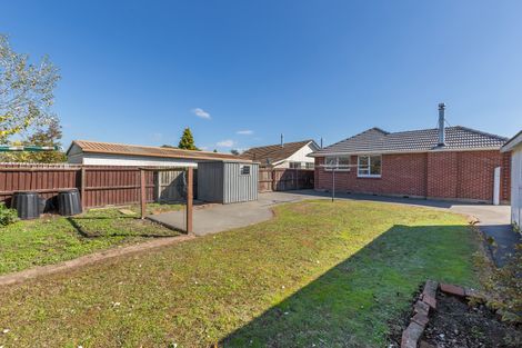 Photo of property in 32 Bournemouth Crescent, Aranui, Christchurch, 8061