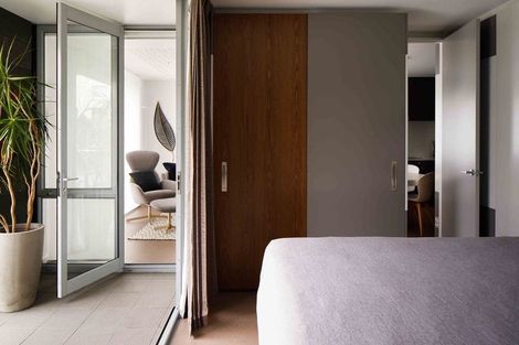 Photo of property in Sanctum Apartment, 10 Ebor Street, Te Aro, Wellington, 6011