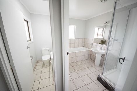 Photo of property in 5 John Street, Raglan, 3225