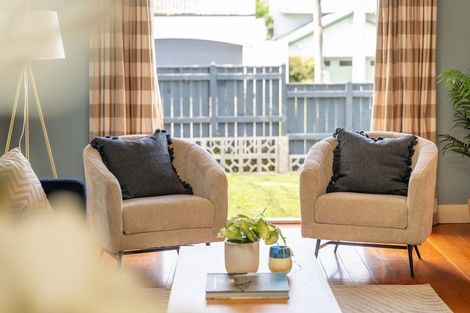 Photo of property in 25 Omar Street, Khandallah, Wellington, 6035