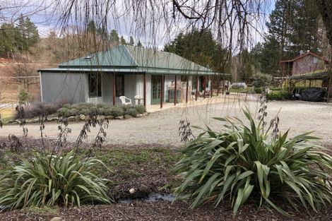 Photo of property in 86 Letts Gully Road, Letts Gully, Alexandra, 9393