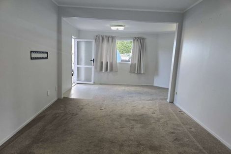 Photo of property in 18 Dunstall Place, Mangere Bridge, Auckland, 2022