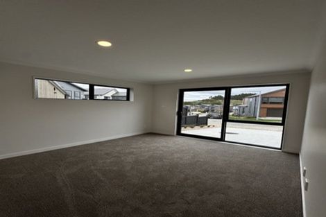 Photo of property in 3 Kikorangi Drive, Wainui, Silverdale, 0992