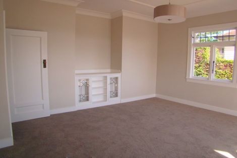 Photo of property in 12 Maungakiekie Avenue, Greenlane, Auckland, 1051