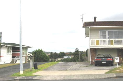 Photo of property in 1/60 Juniper Road, Sunnynook, Auckland, 0620