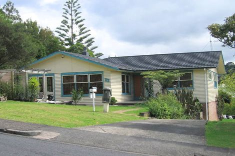 Photo of property in 77 Stottholm Road, Titirangi, Auckland, 0604