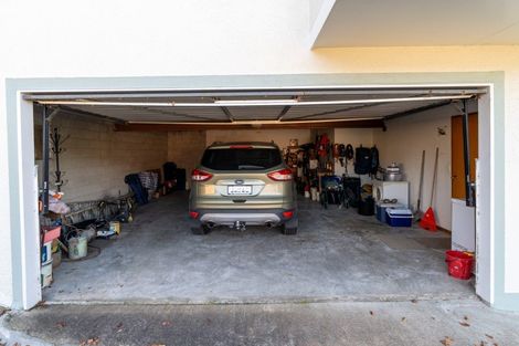 Photo of property in 242 Helensburgh Road, Helensburgh, Dunedin, 9010