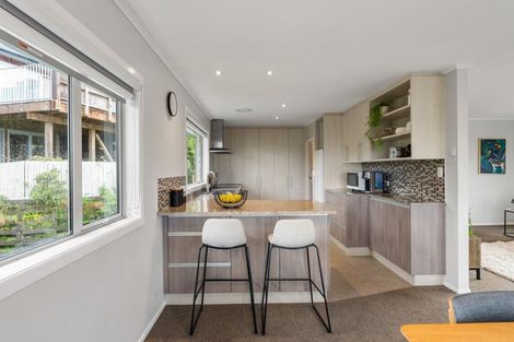Photo of property in 51 Winston Street, Crofton Downs, Wellington, 6035
